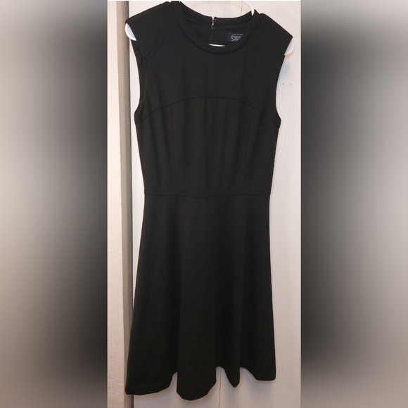 Magaschoni Fit & Flare Black Dress Women’s Size 6 Classic Preppy Office Event - Picture 9 of 9